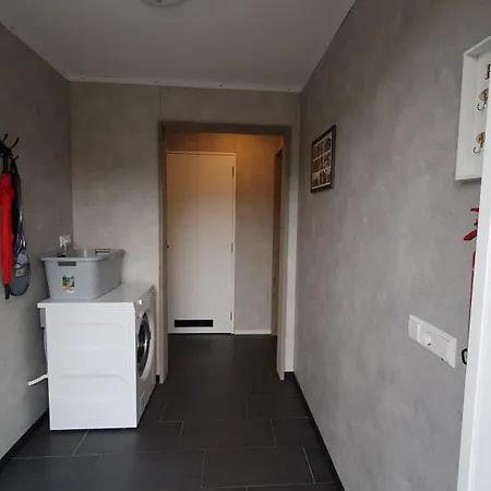 Дом отдыха Luxe Met Omheinde Tuin Voor Hond En *