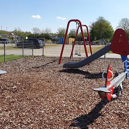 Luxe Met Omheinde Tuin Voor Hond En Casa de Férias Dirkshorn