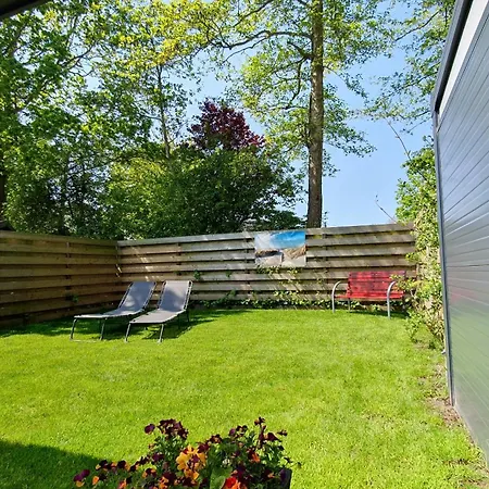 Casa de Férias Luxe Met Omheinde Tuin Voor Hond En *