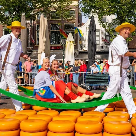 Luxe Zomerwoning Met Omheinde Tuin Voor Hond En Dirkshorn