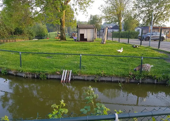 בית נופש Luxe Met Omheinde Tuin Voor Hond En Dirkshorn