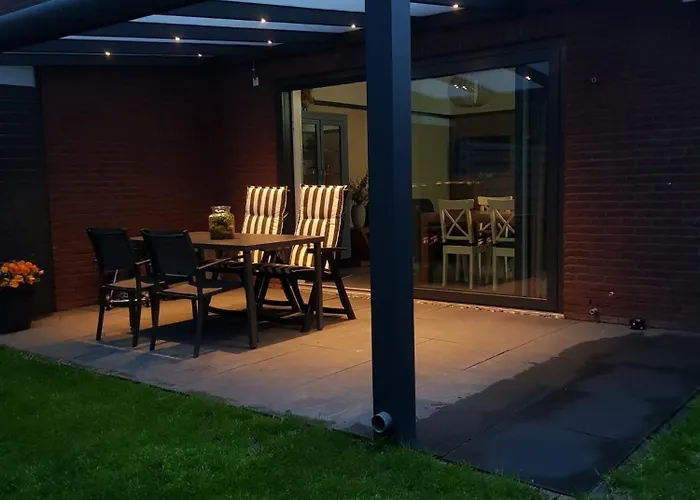 Luxe Zomerwoning Met Omheinde Tuin Voor Hond En Vakantiehuis