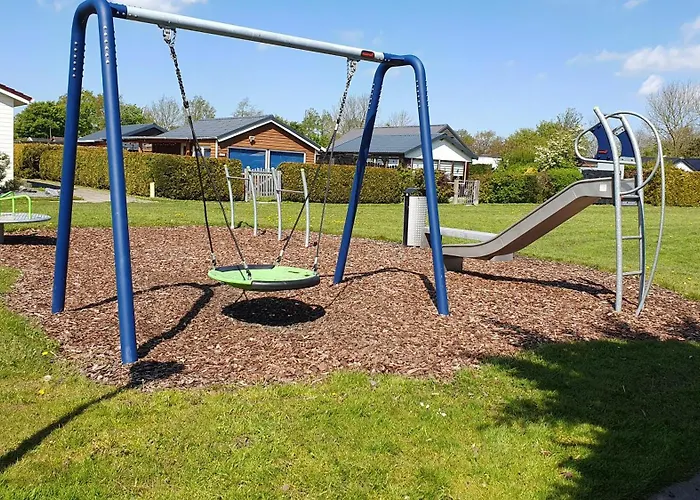 Luxe Met Omheinde Tuin Voor Hond En בית נופש