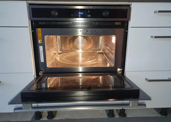 Luxe Met Omheinde Tuin Voor Hond En בית נופש