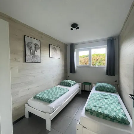 Luxe Met Omheinde Tuin Voor Hond En بيت للعطل Dirkshorn