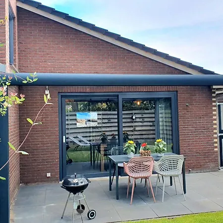 Luxe Met Omheinde Tuin Voor Hond En Prázdninový dům *